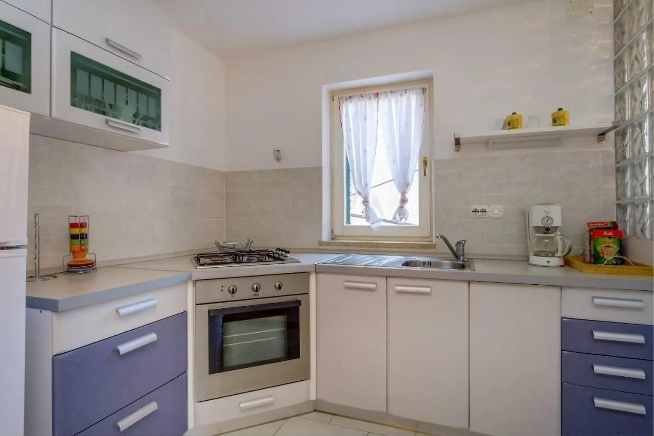 Apartman Natasa 0*, Mali Losinj Croatia